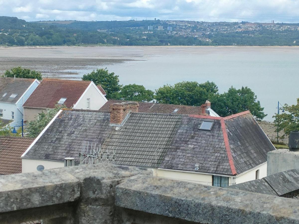 Fishermen'S Cottage With Log Burner, 2 Bathrooms & Sea Views From Garden Terraces The Mumbles Exterior photo