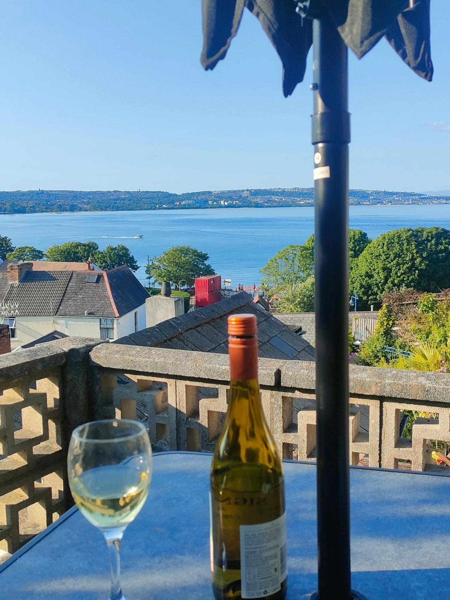 Fishermen'S Cottage With Log Burner, 2 Bathrooms & Sea Views From Garden Terraces The Mumbles Exterior photo